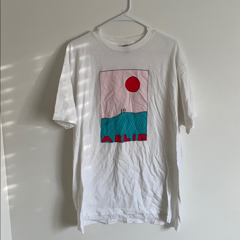 Arlie Band Tshirt Size XL